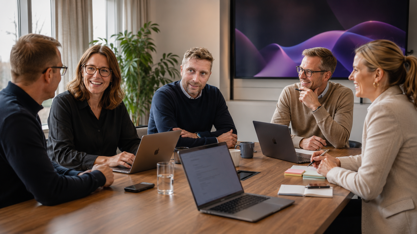 Grupp av ledare arbetar tillsammans under en AI Ignite-träff i Karlstad