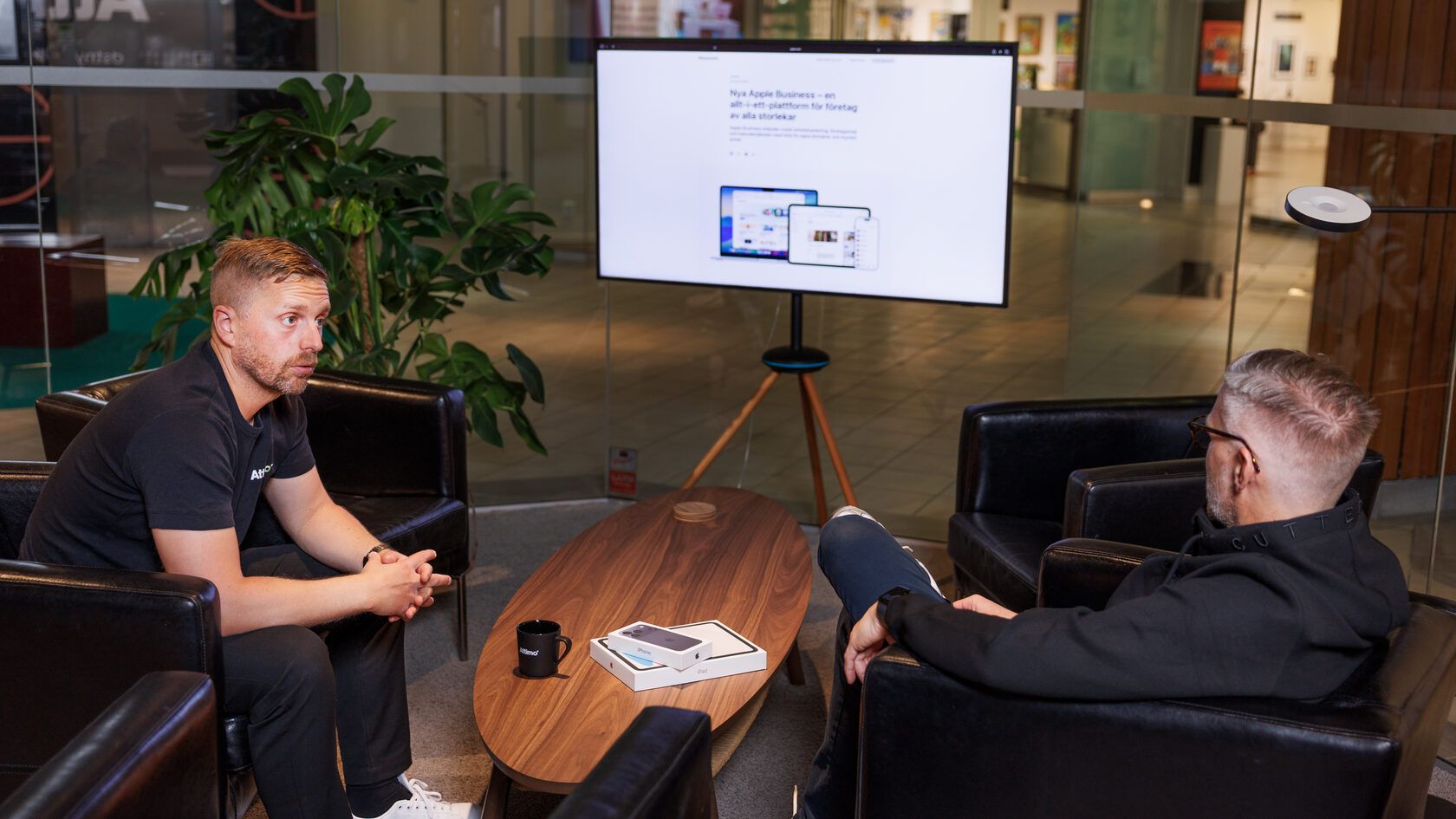 Apple-enheter hanterade centralt via Apple Business